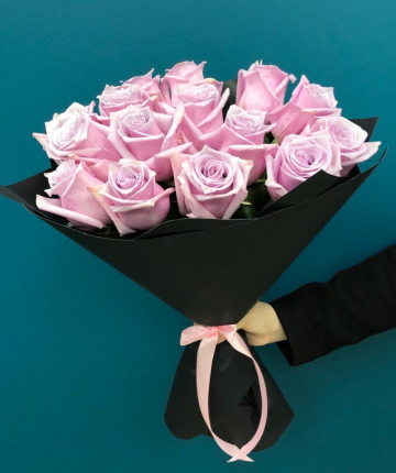 Букет из 15 нежно-розовых эквадорских роз