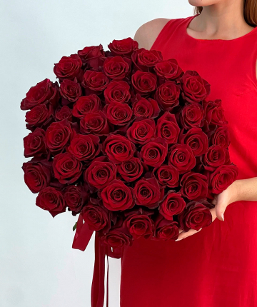Букет из красных эквадорских роз - 51 шт