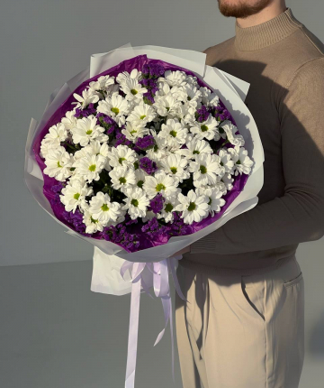 Букет из хризантем и статицы - 13 шт