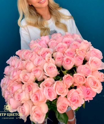 Букет из 61 розовой эквадорской розы