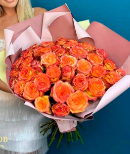 Букет из золотисто-оранжевых эквадорских роз - 51 шт