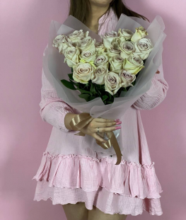 Букет из нежно - розовых эквадорских роз - 19 шт