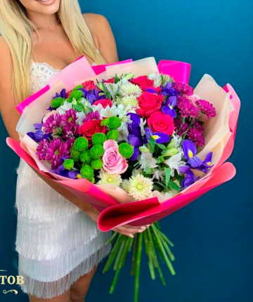 Букет из ирисов, хризантем, роз и альстромерий - 35 шт