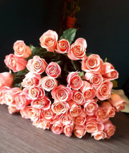 Букет из коралловых эквадорских роз - 31 шт.