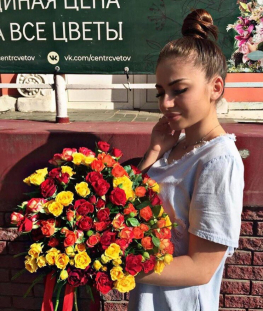 Микс из 25 кустовых роз