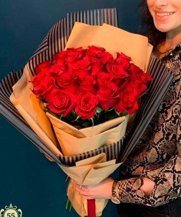 Букет из красных эквадорских роз - 25 шт