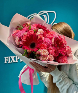 Букет из роз, гербер, альстромерий и гвоздик - 30 шт