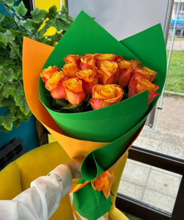 Букет из оранжевых роз - 17 шт