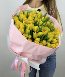 Букет из 51 тюльпана