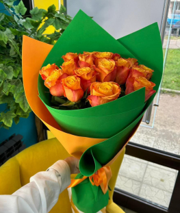 Букет из оранжевых роз - 17 шт