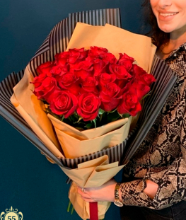 Букет из красных эквадорских роз - 25 шт